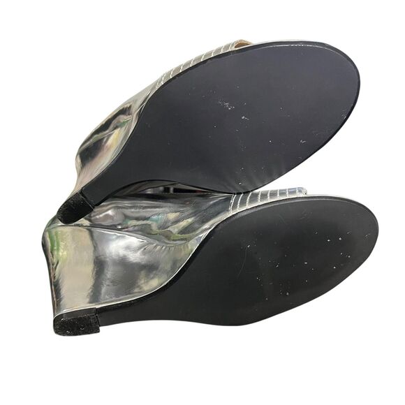Michael Michael Kors Shoes Womens Size 9.5 Silver Metallic Wedge Heels Open Toe - Picture 6 of 12